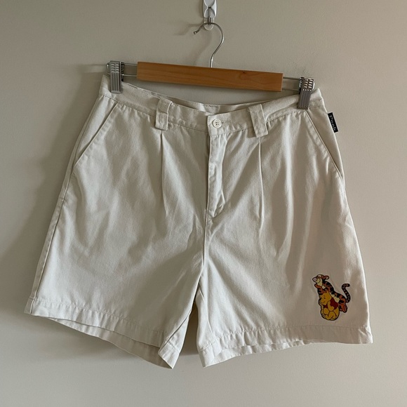 Vintage Disney Winnie The Pooh High Waisted Shorts Size 7/8 - Picture 10 of 10